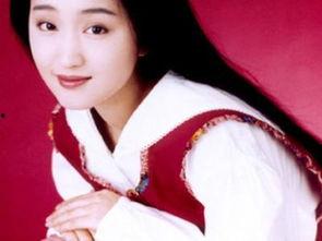 杨钰莹年龄和个人资料,岁月如歌，美丽依旧的甜歌皇后